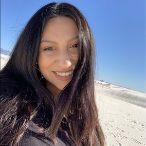 Meet your Posher, Mikayla